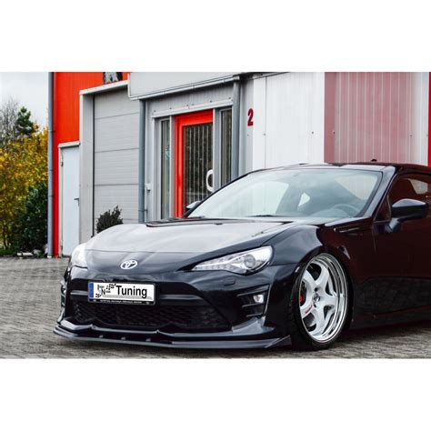 Toyota GT86 con spoiler anteriore VARIO-X