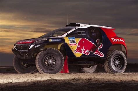 La Peugeot 2008 DKR con la livrea da corsa