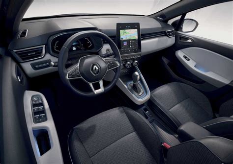 Interni Renault Clio E-Tech
