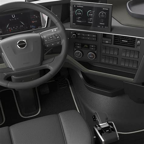 Interno di una cabina Volvo FH con un letto spazioso