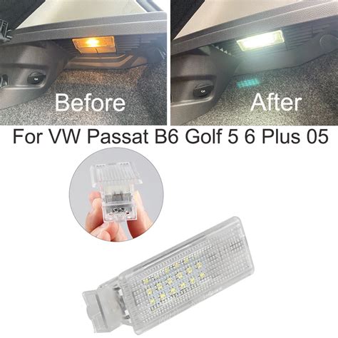 VW Golf 6 bagagliaio aperto con illuminazione LED bianca