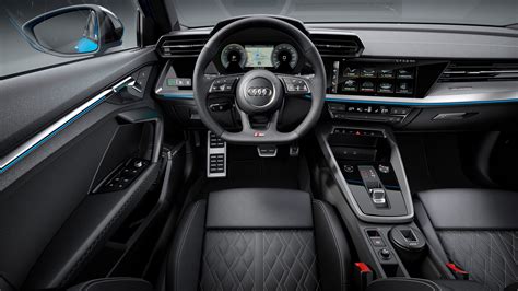 Interni Audi A3 Sportback con cruscotto digitale