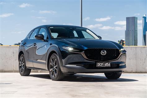 Mazda CX-30 assetto dinamico