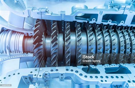 Sezione trasversale di una turbina automobilistica