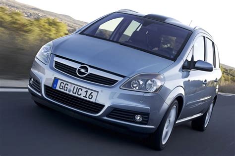 Opel Zafira 1.9 CDTI Cosmo frontale