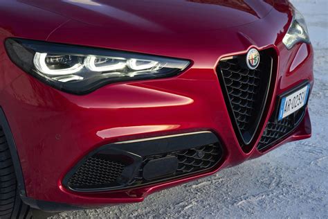 Dettaglio del frontale di Alfa Romeo Giulietta Veloce