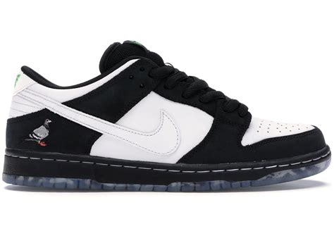 Nike SB Dunk Low Panda Pigeon