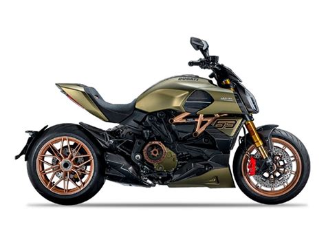 Ducati Diavel con frizione a secco modificata