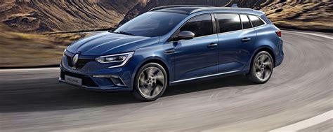 Renault Megane Sporter in strada