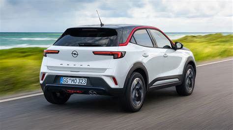 Tavola comparativa delle versioni Opel Mokka