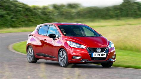 Nissan Micra 2024 frontale e laterale
