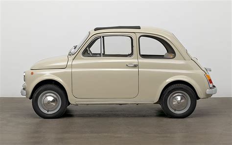 Vista laterale della Fiat Nuova 500 F del 1968