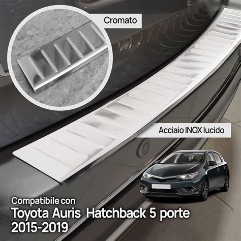 Paraurti posteriore Toyota Prius+ con protezione in acciaio