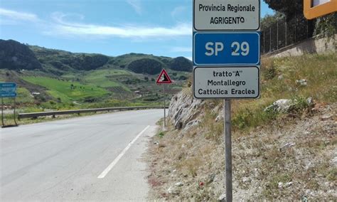 Strada provinciale 11 in montagna