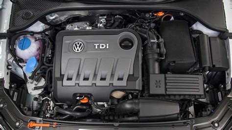 Volkswagen Passat 2.0 TDI Engine Bay