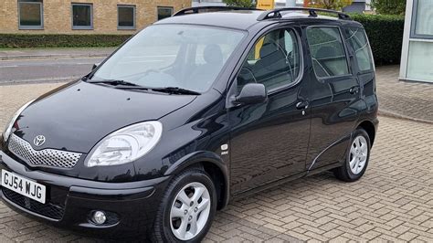 Toyota Yaris Verso 2004 su strada