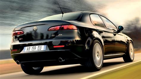 Alfa Romeo 159 con indicazione del sistema sterzante