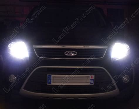 Ford Kuga 2008-2011 fari xenon