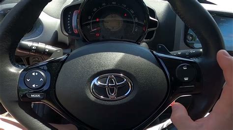 Toyota Aygo steering wheel removal diagram