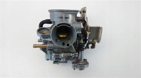 Esploso serbatoio Aprilia Leonardo 125-150