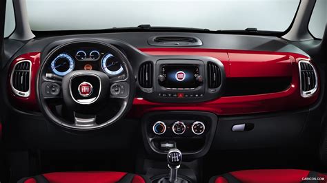 Interni Fiat 500L: Plancia e comandi