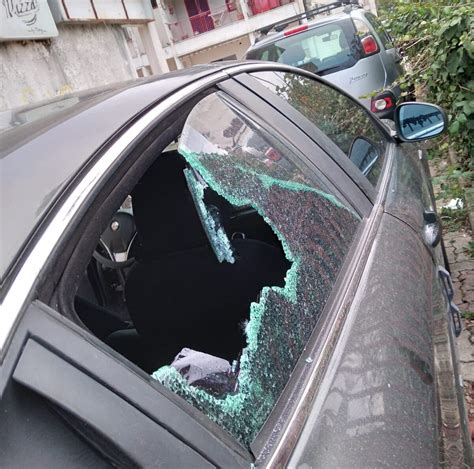 Bloccatterzo auto in azione