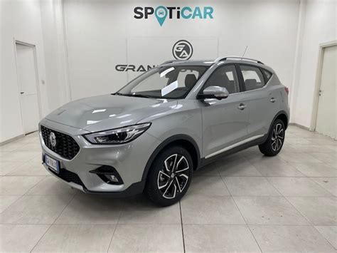 MG ZS Benzina, esterni