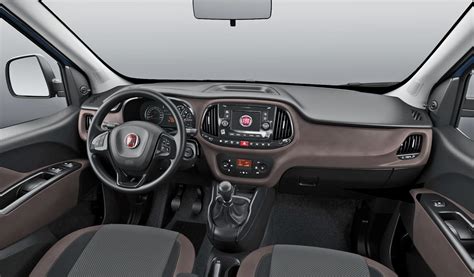 Interni Fiat Doblò Lounge