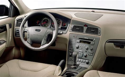 Volvo V70 dashboard