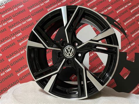 Cerchio aftermarket su VW Scirocco