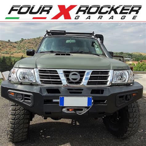 Nissan Patrol GR Y61 con cesta tetto