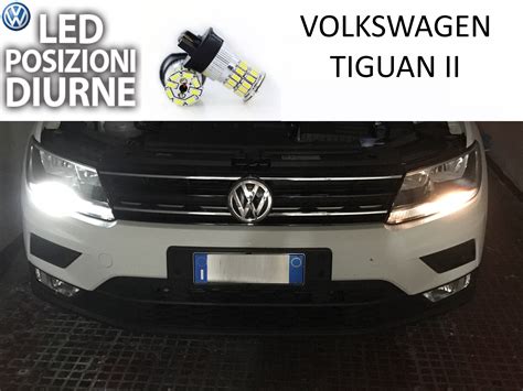 Fari LED e fendinebbia direzionali della Volkswagen Touran