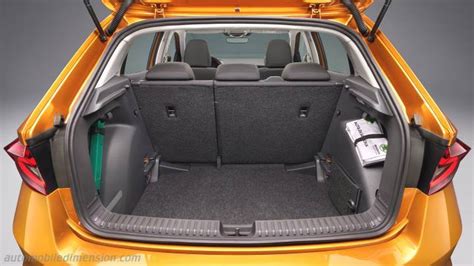 Skoda Fabia 2021 - ampio bagagliaio con scomparto flessibile