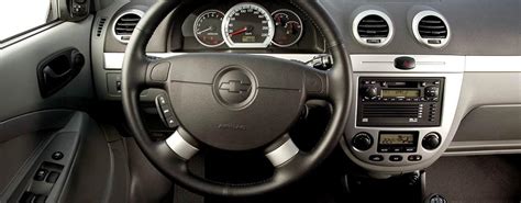 Interni Chevrolet Lacetti con plancia bicolore