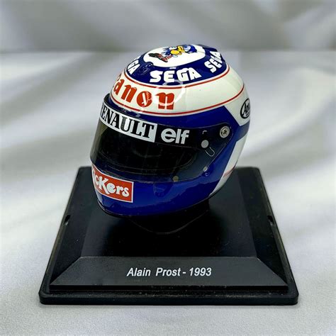 Alain Prost giovane con casco