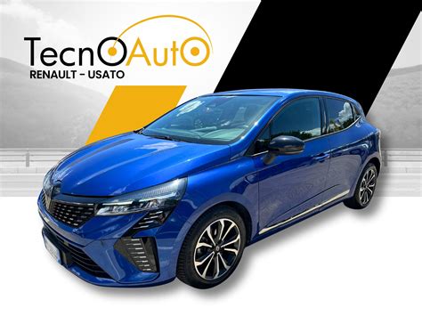 Renault Clio GT-Line Blu Cosmo esterna