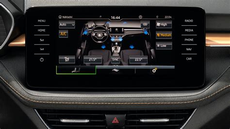Skoda Fabia infotainment USB
