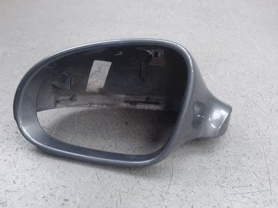 Parti di uno specchietto retrovisore esterno Volkswagen Passat