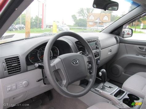 Kia Sorento 2009 interior