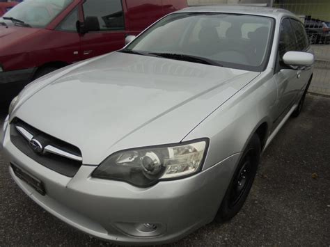 Subaru Legacy modificata per uso sportivo