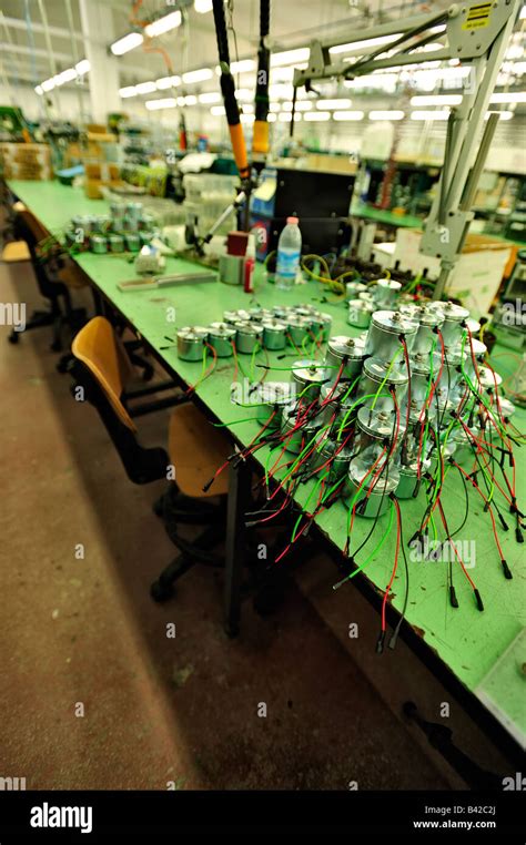 Immagine di un impianto di produzione di componenti elettronici