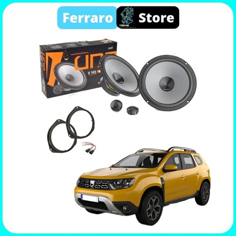 Interno Dacia Duster con evidenziati gli altoparlanti anteriori