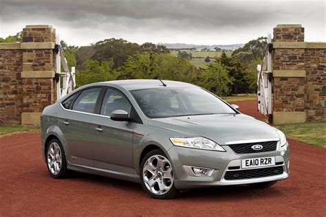 Ford Mondeo 2010 display interno
