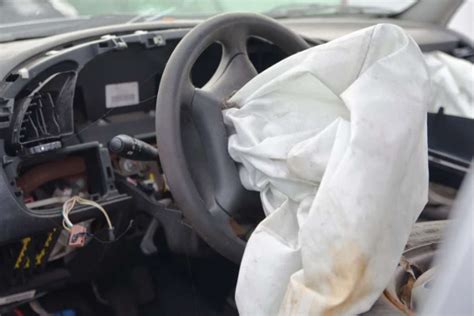 Storia degli airbag automobilistici