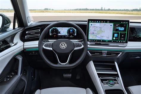Interni della Volkswagen Tiguan con Active Info Display e Virtual Cockpit