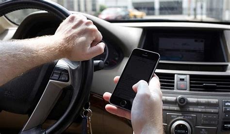 Tabella riassuntiva delle sanzioni per l'uso del cellulare alla guida