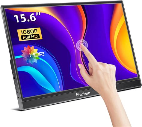 Dettaglio della plancia e del nuovo touchscreen da 11,2 pollici della S90