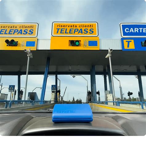 Telepass device on a car windshield