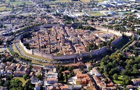 Vista aerea della cittadella Ferrari con viale E. Ferrari
