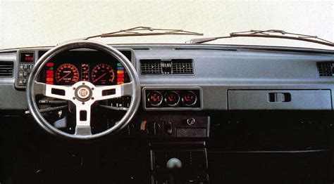 Interni e abitacolo Fiat Ritmo